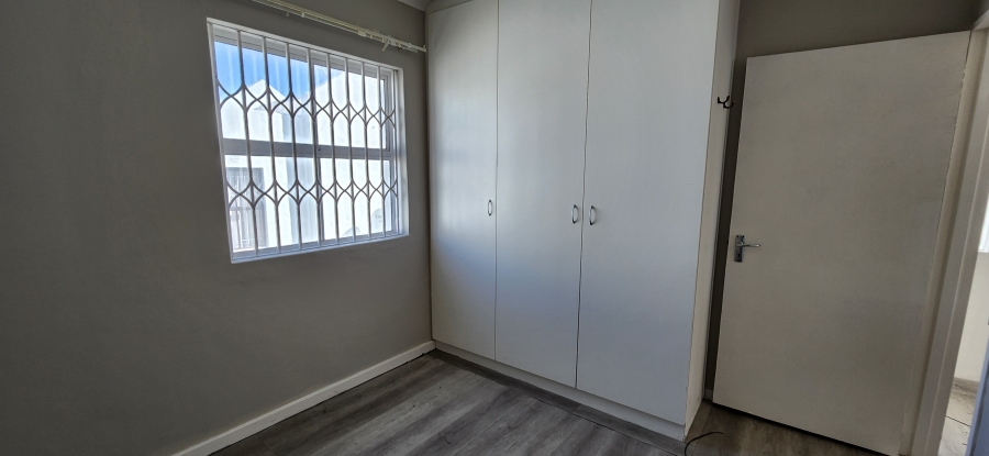 To Let 2 Bedroom Property for Rent in Parklands Western Cape